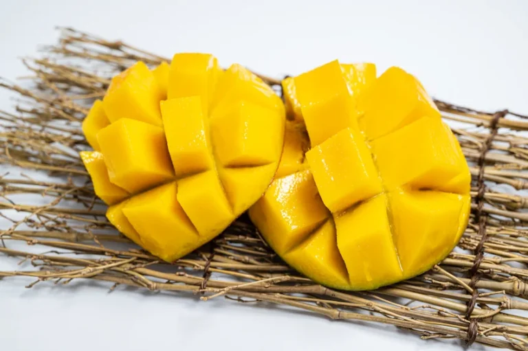 애플망고 효능과 후숙법: 일반 망고보다 뛰어난 영양, 실패 없는 손질법과 5가지 효능